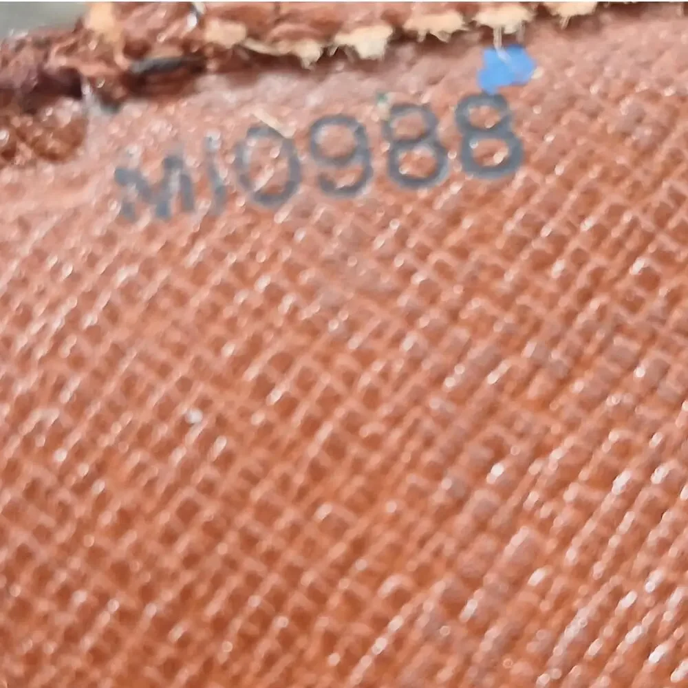 Louis Vuitton Authentic Vintage Monogram French Kisslock Wallet - Picture 6 of 15